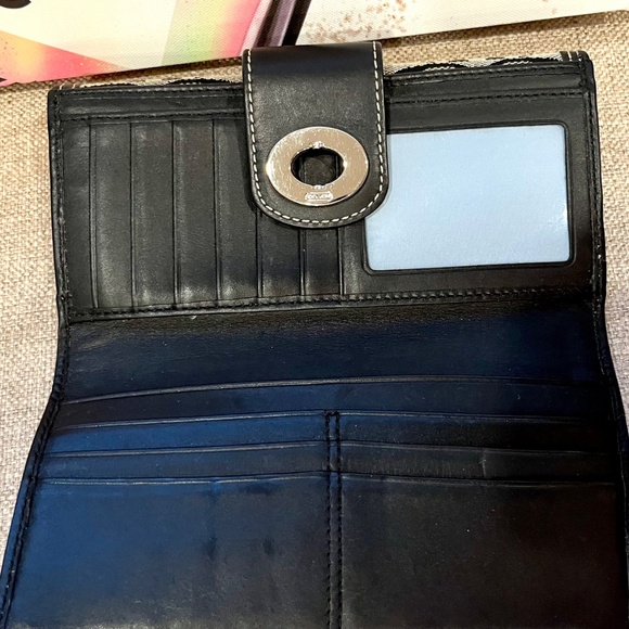 COACH Black Signature Turnlock Wallet - Picture 16 of 16